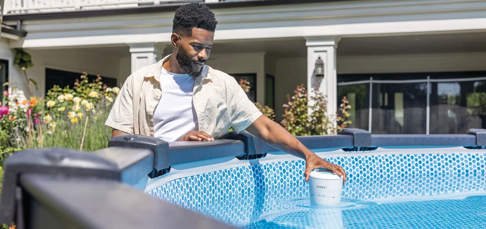 Stériliser l'eau d'une piscine